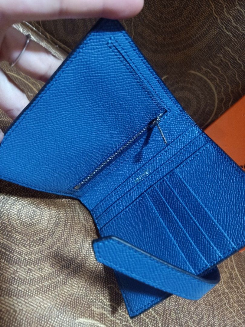 Preloved Hermes short (Category: Luxury Bags & Wallets) located in Cebu City. Submitted by day.98 (Listing ID 1229895418, Image 3). Description: from U.S.A epsom leather short sizr genuine leather no flaws with dust bag & box.