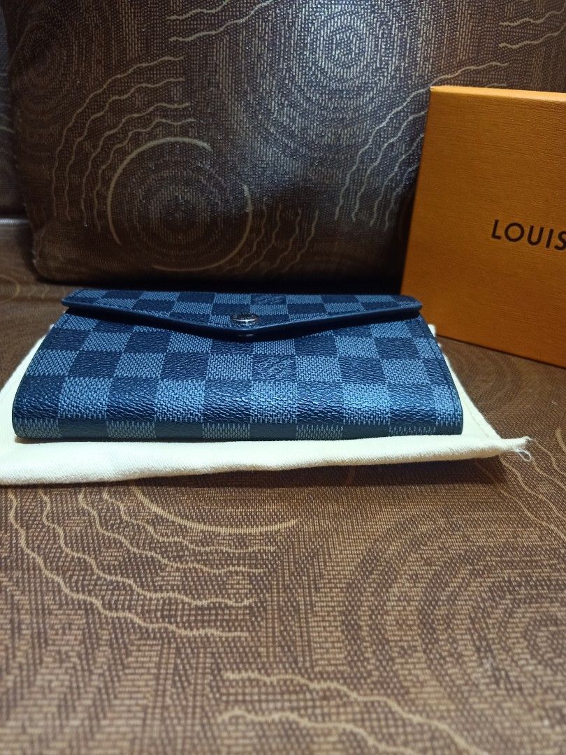 Preloved Lv Mono gram (Category: Luxury Bags & Wallets) located in Cebu City. Submitted by day.98 (Listing ID 1229893754, Image 3). Description: from U.S.A genuine leather no flaws with dust bag & box.