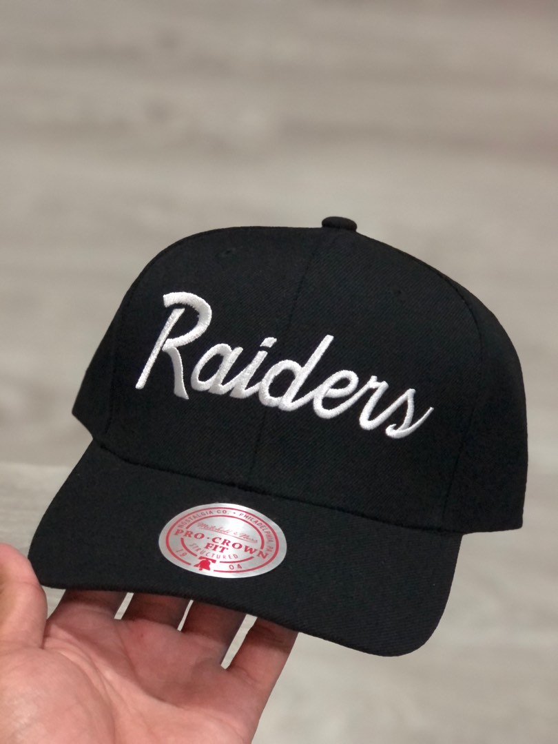 Product Detail  MITCHELL & NESS LOS ANGELES RAIDERS PRO CROWN SCRIPT CAP