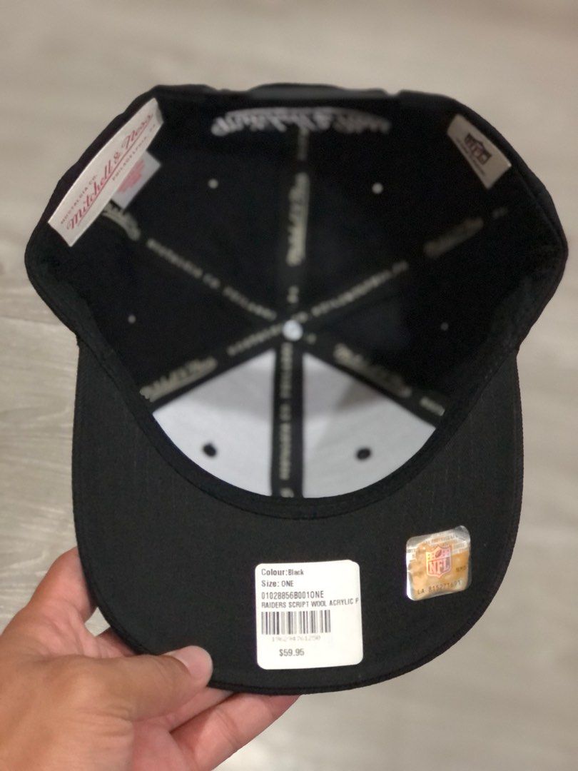 Product Detail  MITCHELL & NESS LOS ANGELES RAIDERS PRO CROWN SCRIPT CAP