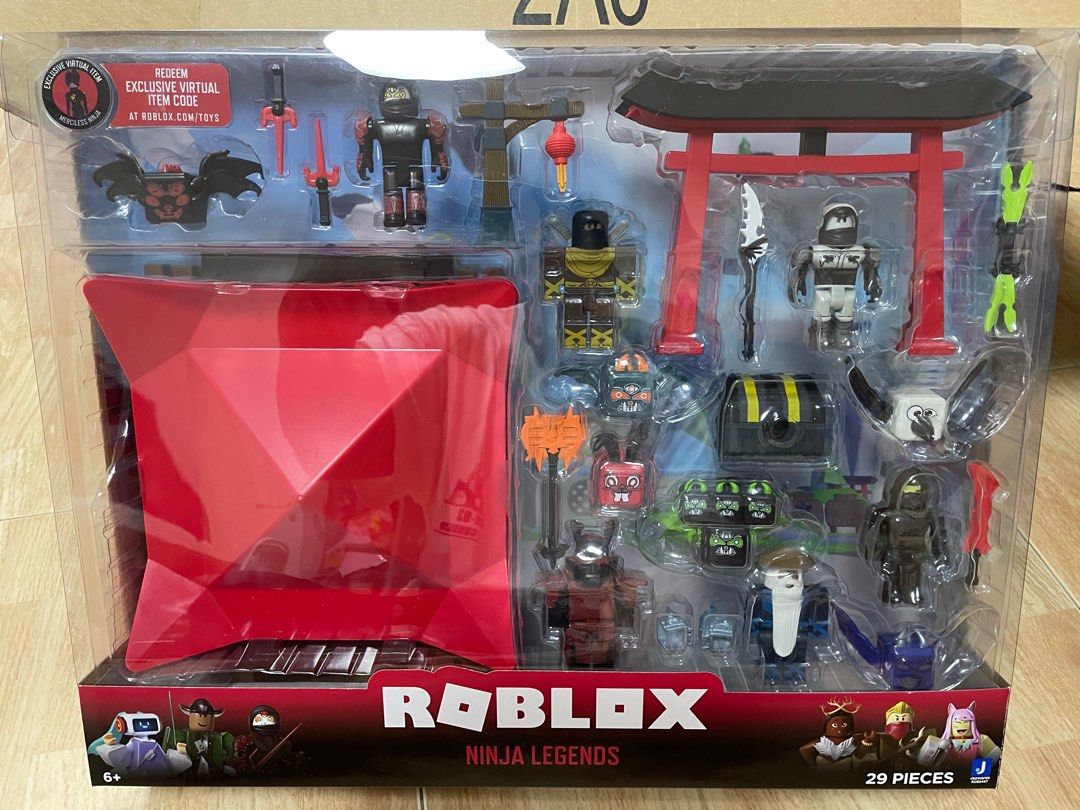 Roblox Ninja Legends Playset 29 Pieces & Merciless Ninja Exclusive Virtual  Code