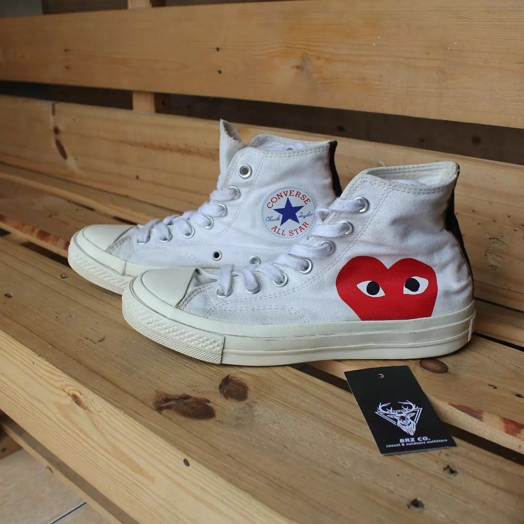 sepatu converse x CDG PLAY