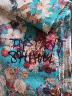 Shawls & Tri-Scraf