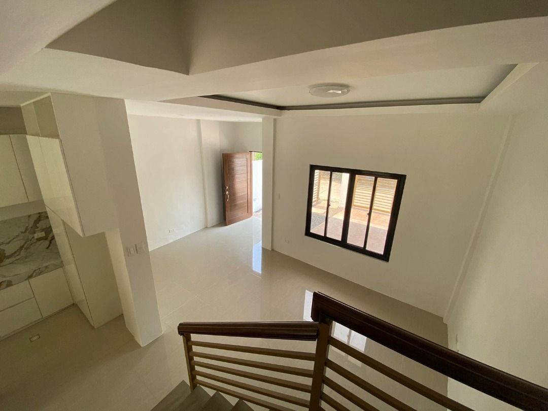 Single Attached House Town and Country Southville Sto. Tomas Binan