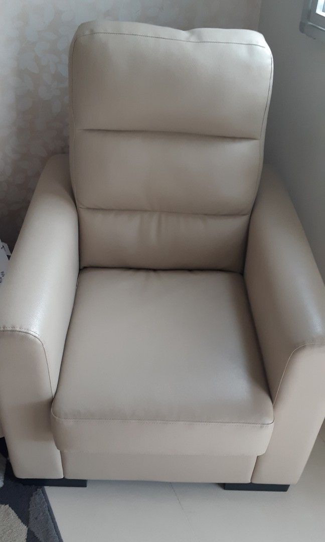 Sofa (Category: Other Home Appliances) located in Singapore. Submitted by sabayon (Listing ID 1229906972, Image 3). Description: Look Very good in condition Single Gray Leather Sofa for sale.(105H x79L x90D)cm. What You See What You Get. Self Collection..