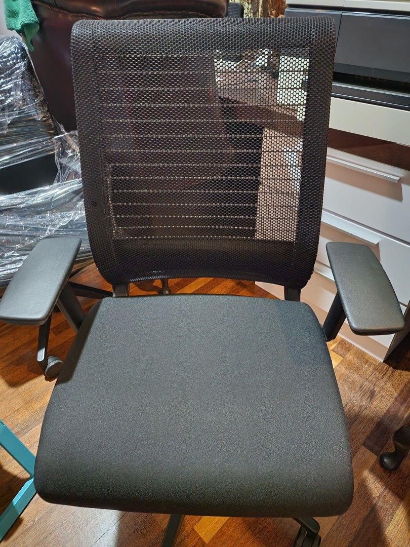 Steelcase think chair v1 clearance