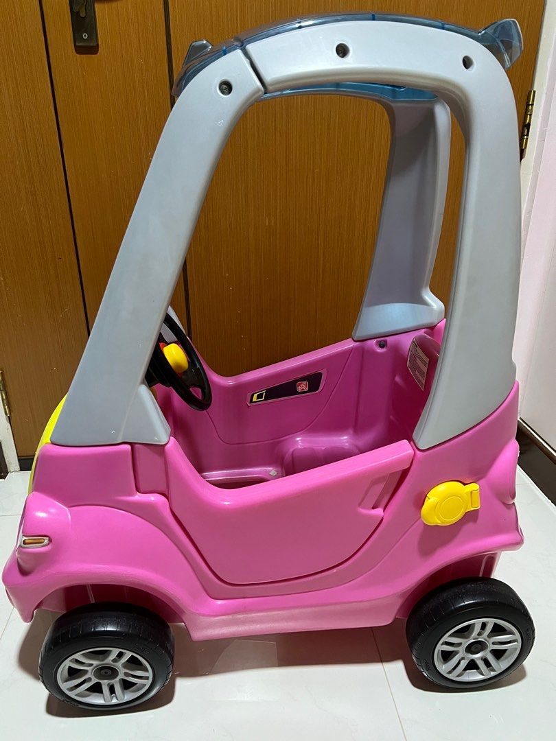 Step 2 Car Easy Turn Coupe pink kids ride on car, Babies & Kids, Infant