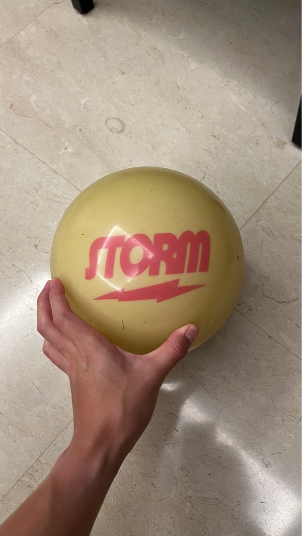 Storm spare ball, Sports Equipment, Sports & Games, Billiards & Bowling on Carousell