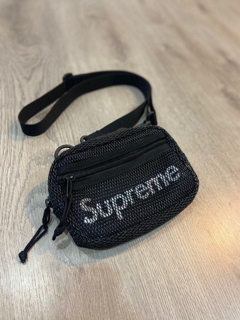 Supreme small shoulder bag black on sale