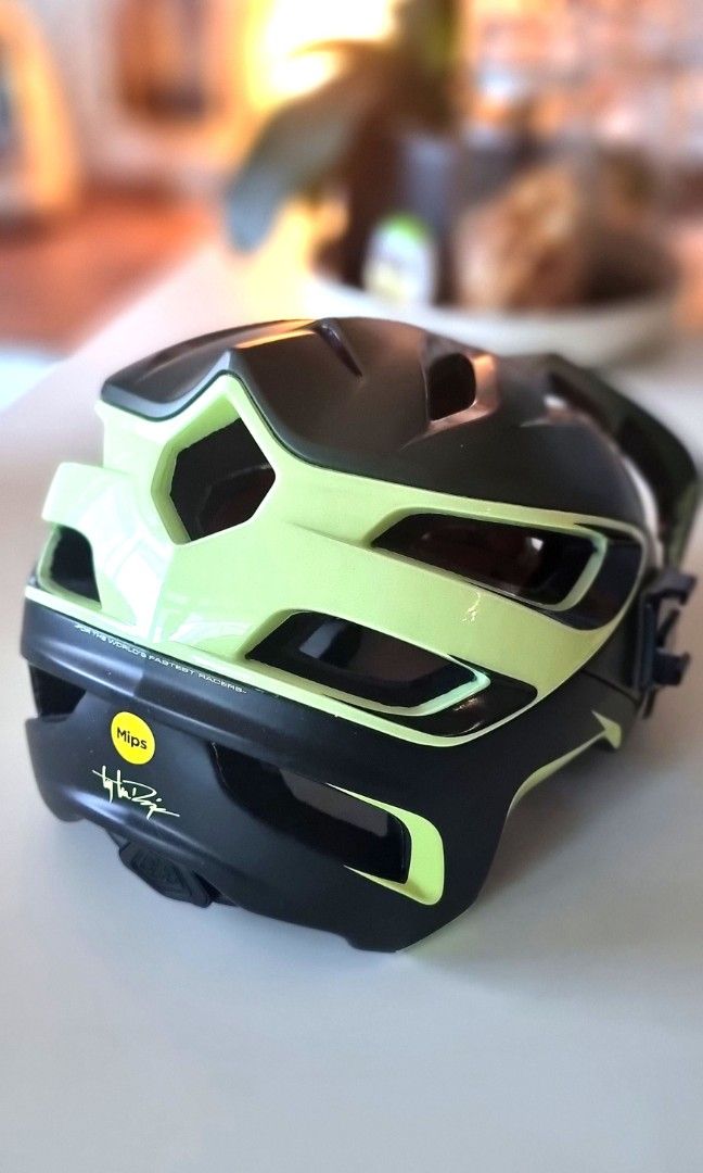 Troy Lee A3 MTB Helmet, Sports Equipment, Bicycles & Parts, Parts