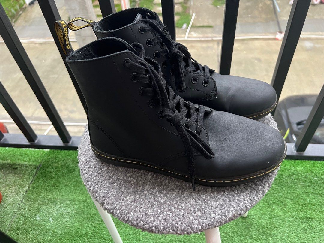 Used Doc Martens Tobias Casual Boots