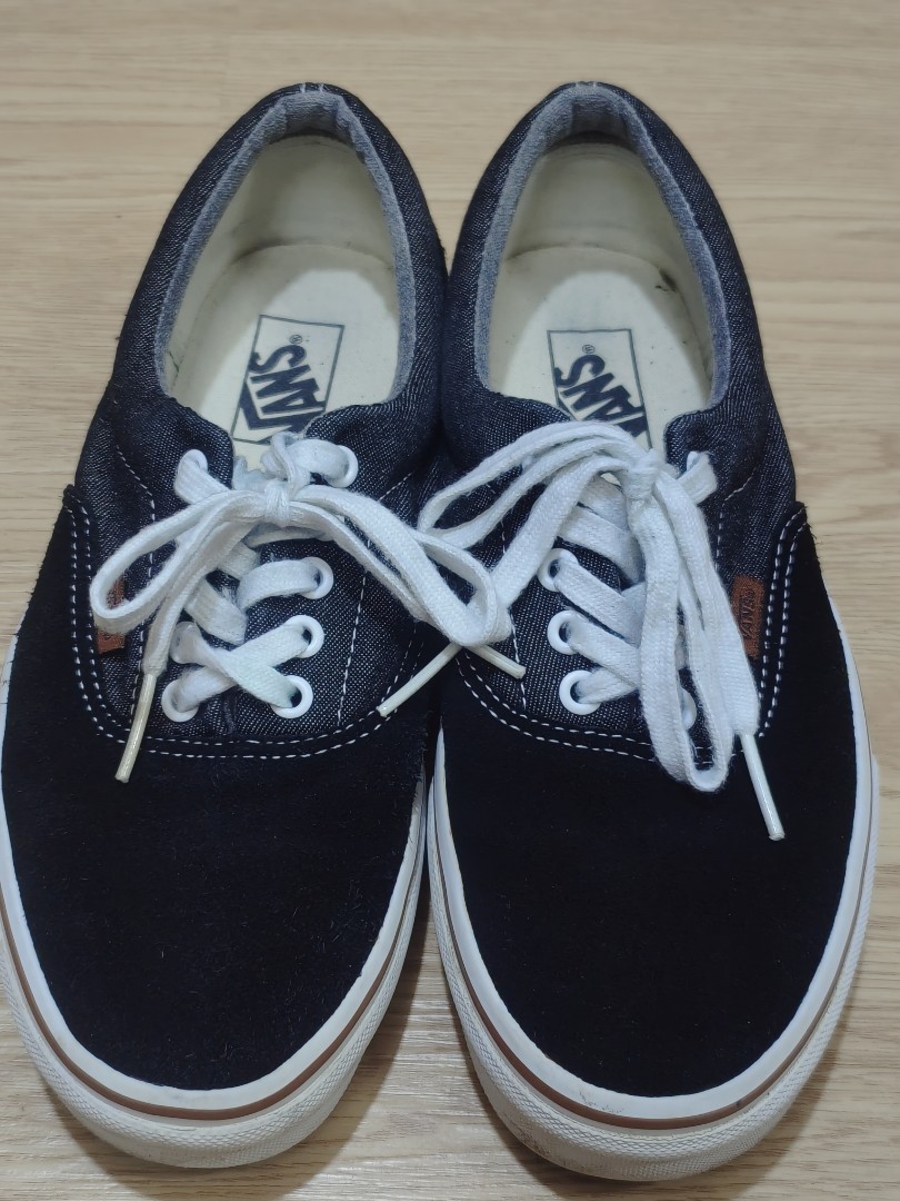 Vans New Era Authentic, 女裝, 鞋, 波鞋- Carousell