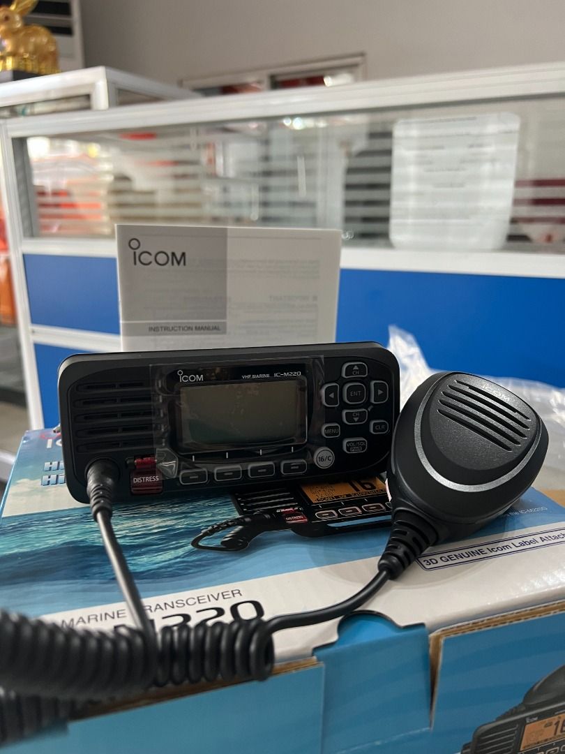 VHF Marine M220 For Sale, Mobile Phones & Gadgets, Mobile & Gadget
