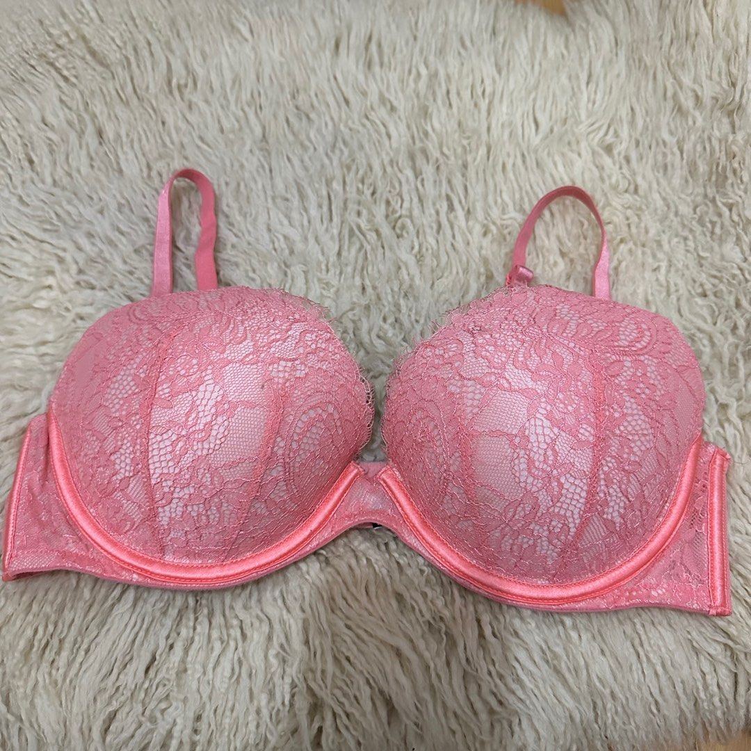 Victoria's Secret Very Sexy 36C on tag Sister Sizes: 34D, 38B Push-up   Underwire Lace Overlay Mesh Wing Back Closure Adjustable Strap Php250 All  items are from US Bale., Women's Fashion, Undergarments