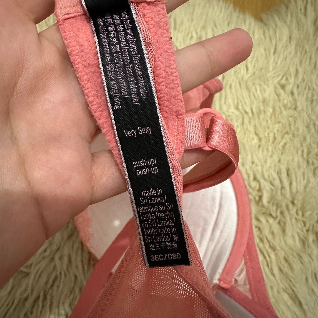 Victoria's Secret Very Sexy 36C on tag Sister Sizes: 34D, 38B Push