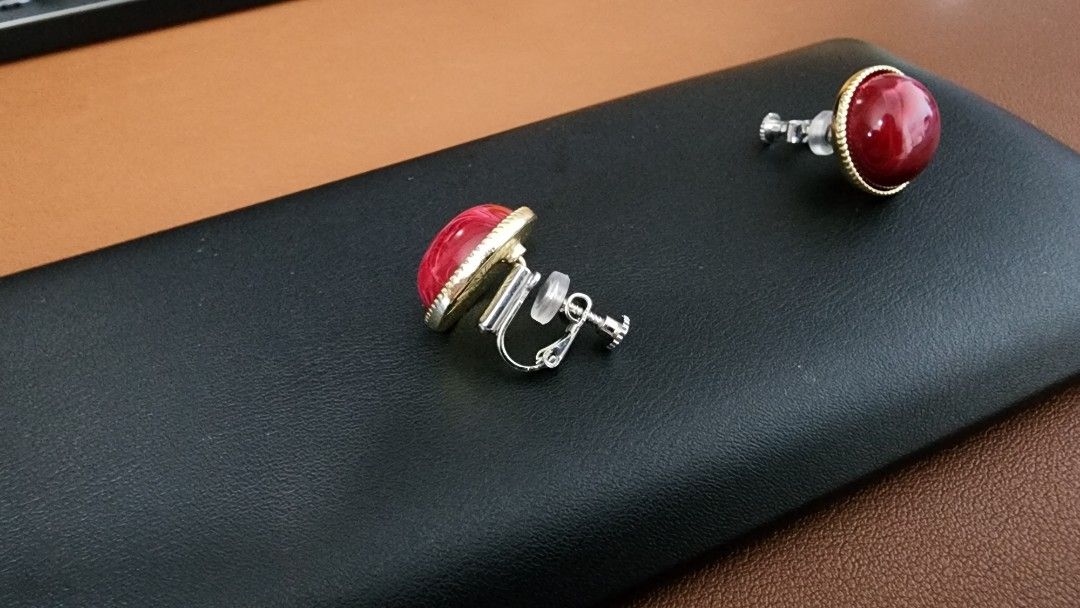 Red clip on earrings outlet