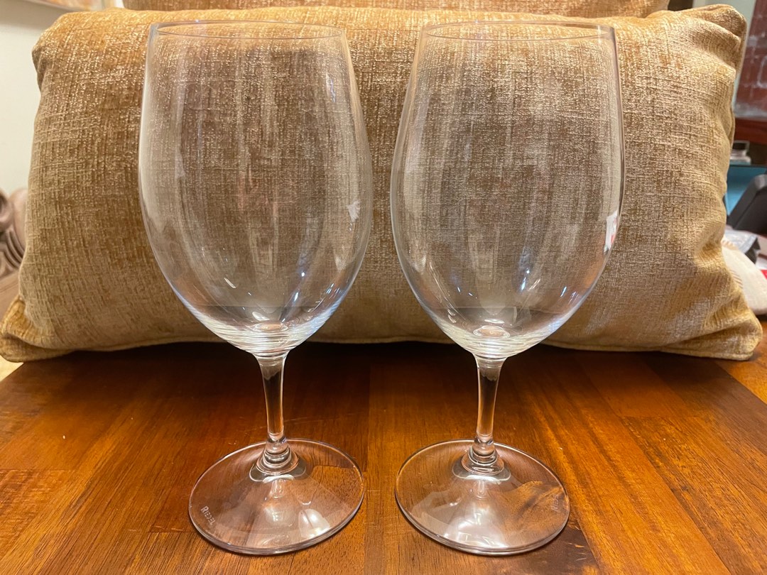 Wine and champagne glasses, Furniture & Home Living, Kitchenware