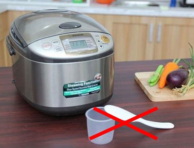 ZOJIRUSHI Rice Cooker 1Ltr NSTSQ10 Stainless Steel,560610w / Penanak