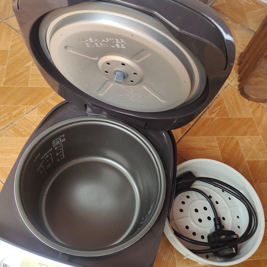 ZOJIRUSHI Rice Cooker 1Ltr NSTSQ10 Stainless Steel,560610w / Penanak