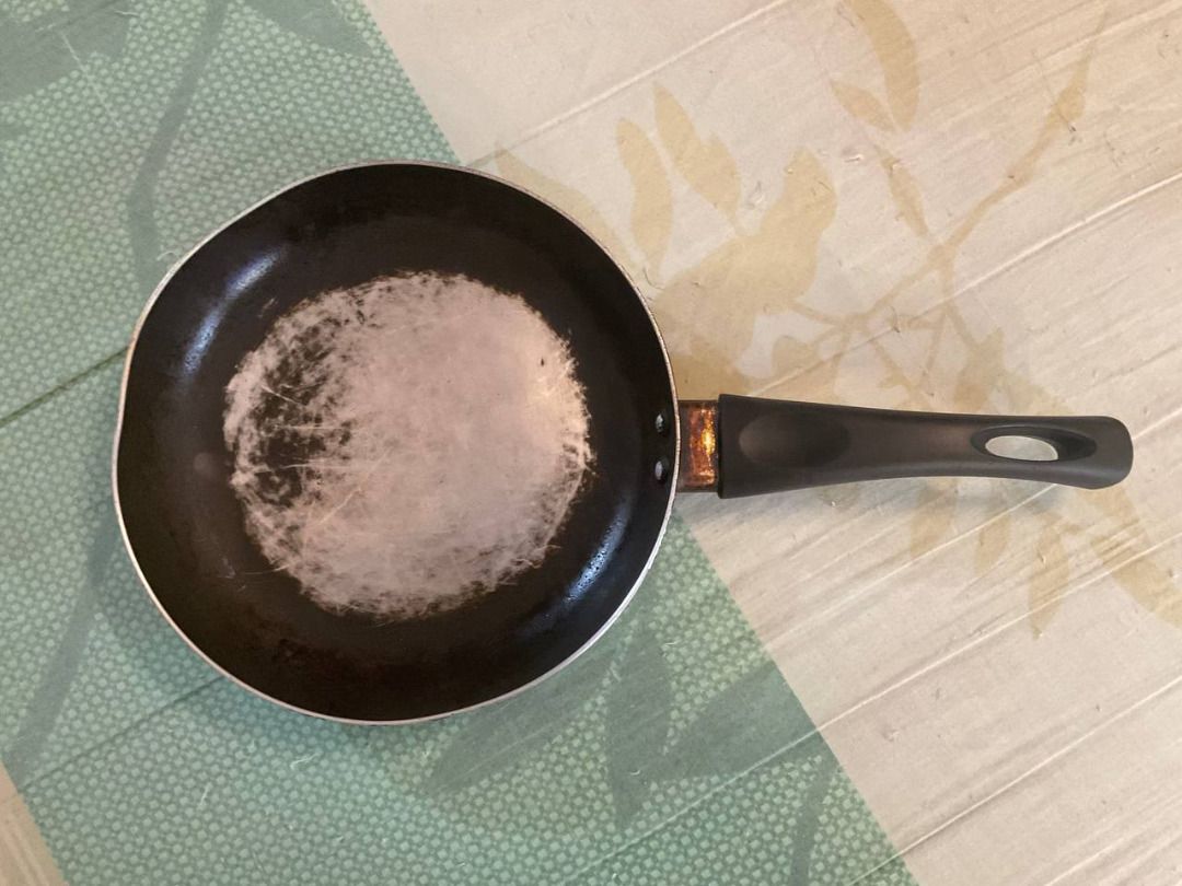 20cm-frying-pan-on-carousell