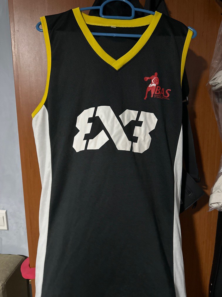 3x3 Jersey, Men's Fashion, Activewear on Carousell