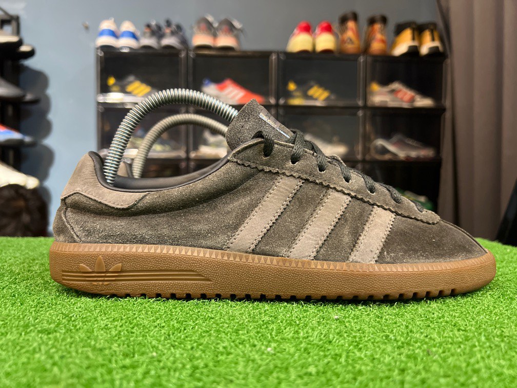 Adidas bermuda outlet carbon grey