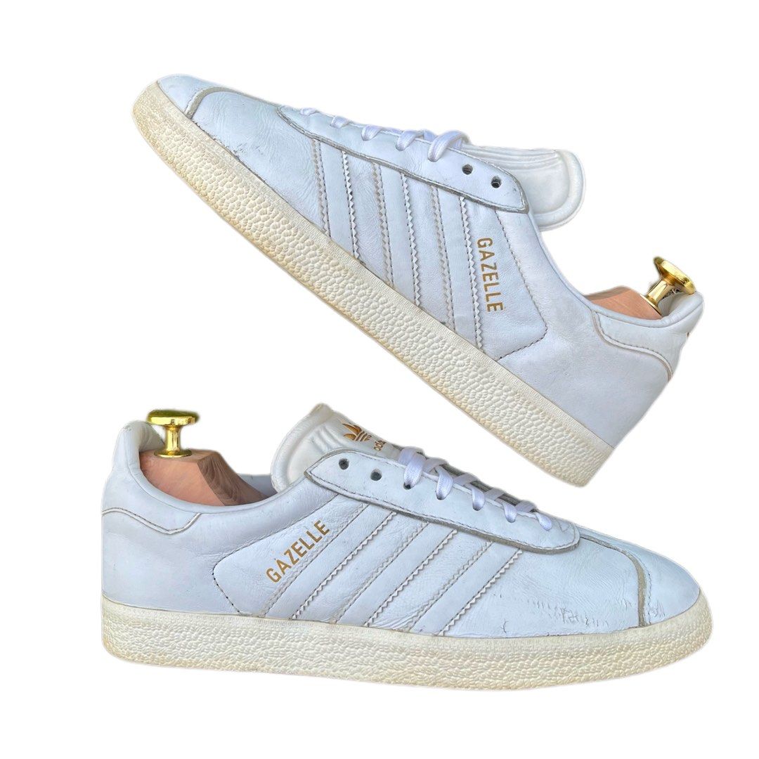 ADIDAS GAZELLE (23CM 4.5UK) Triple White Sneakers Trefoil