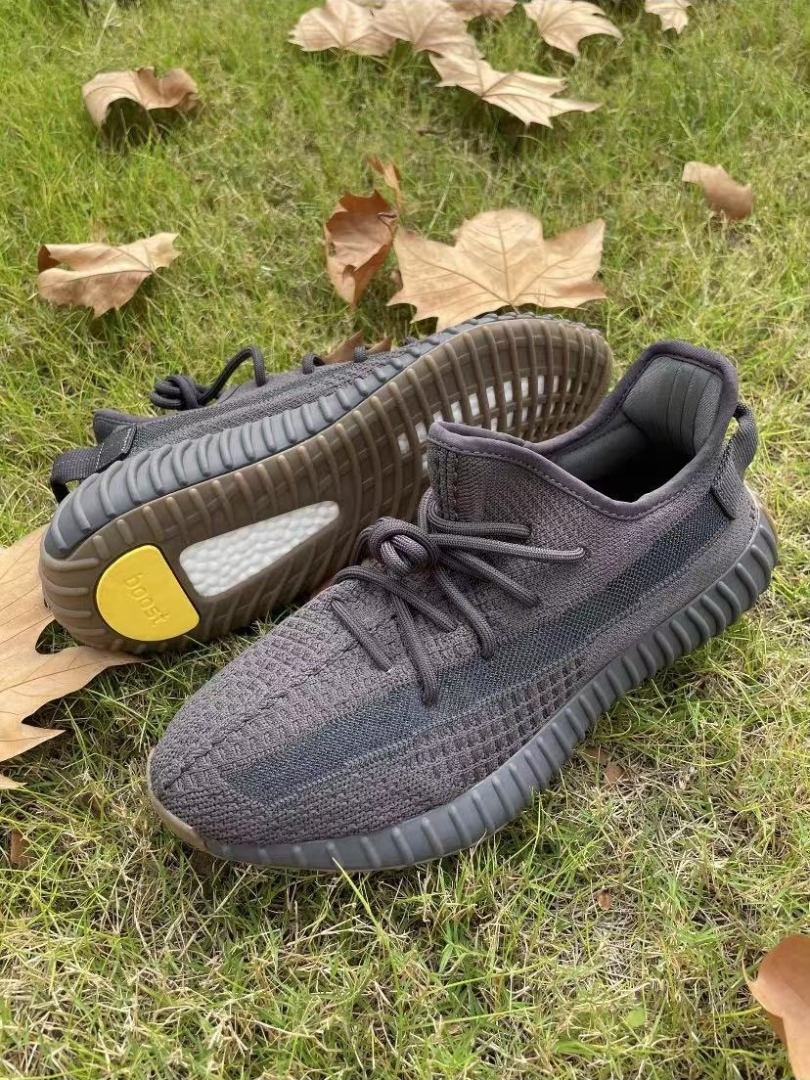 Yeezy rubber online