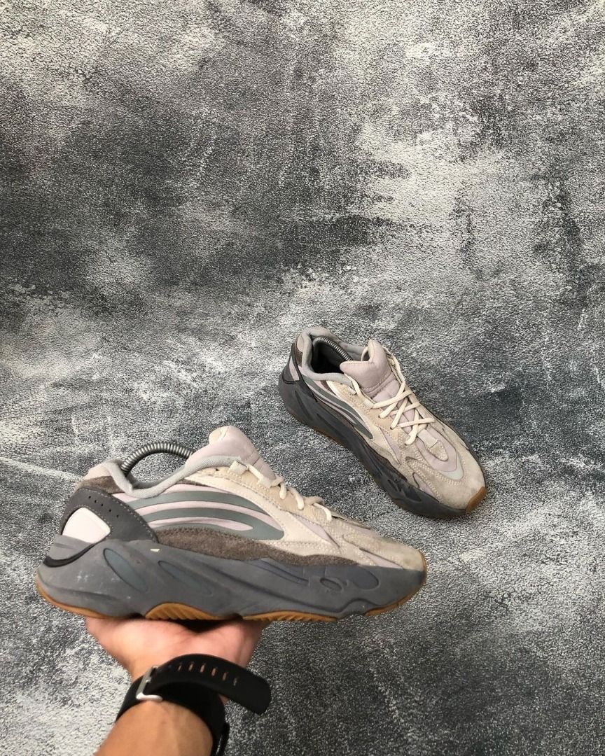 Adidas Yeezy Boost 700 V2 Tephra, Fesyen Pria, Sepatu , Sneakers