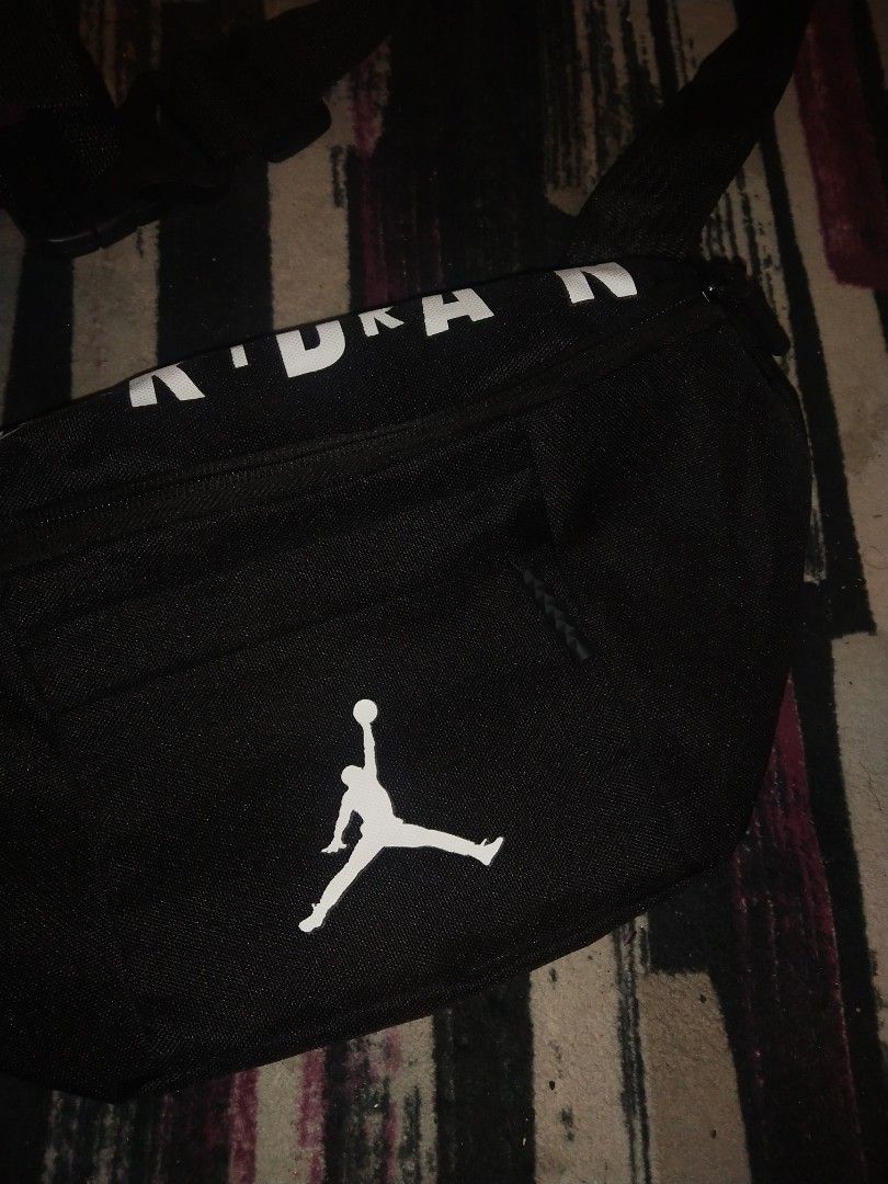 Harga air jordan clearance waist bag original