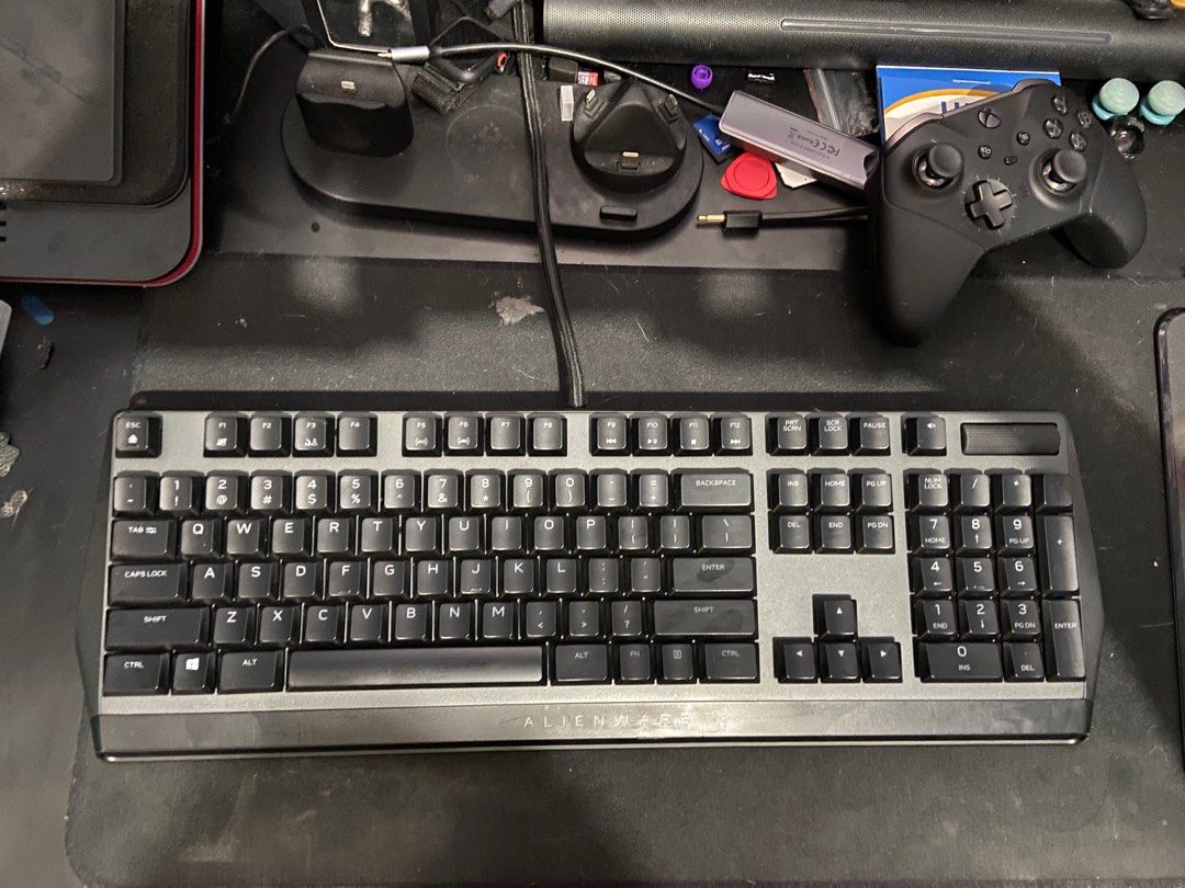 Alienware AW510K gaming keyboard (Category: Computer Keyboard) located in Manila. Submitted by fatboyscollectibles (Listing ID 1234642038, Image 2). Description: No longer have box cherry mx red low profile Slightly negotiable Very smooth all keys working all rgb working as well Usb pass through is working as well no random disconnect Only issues some 2 scratches on the casing as seen on the last 2 photos For sale only Shipping at buyers expense 