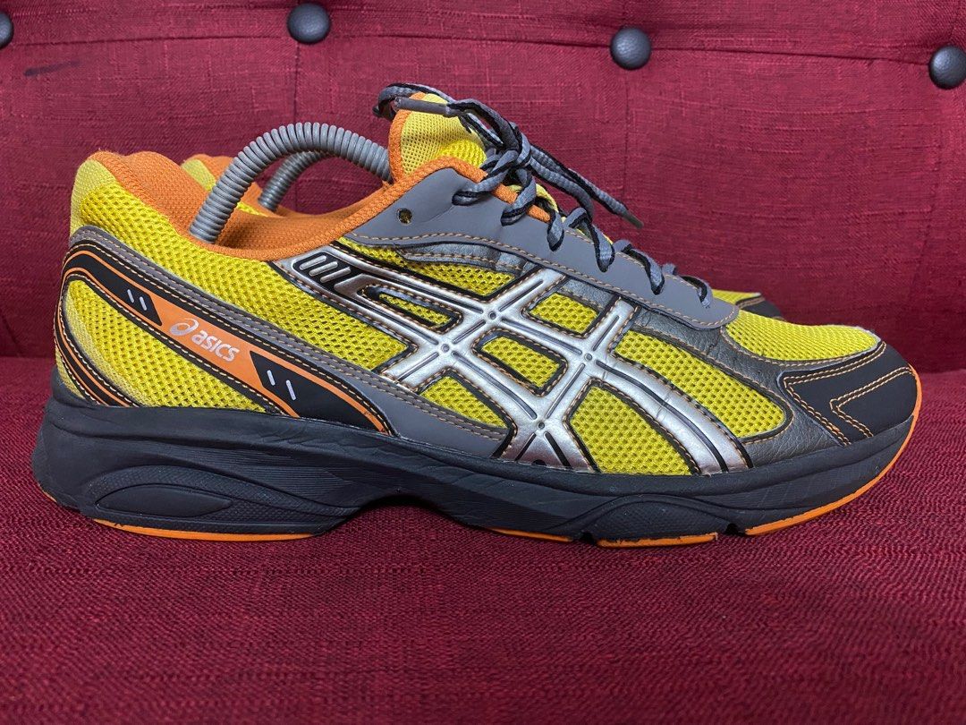 Asics maverick store