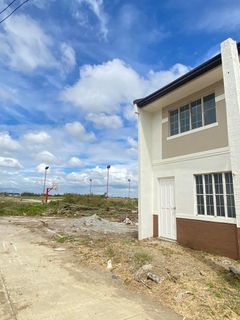 ASSUME PASALO  NEW House and Lot Townhouse Corner Lot for Business Paragon Village Trece