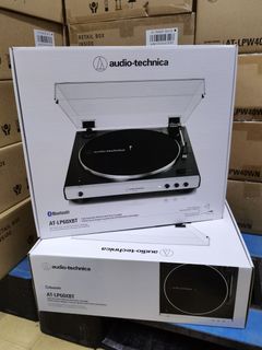 Audio-Technica AT-LP60XUSB Fully Automatic Wireless Belt-Drive Turntable