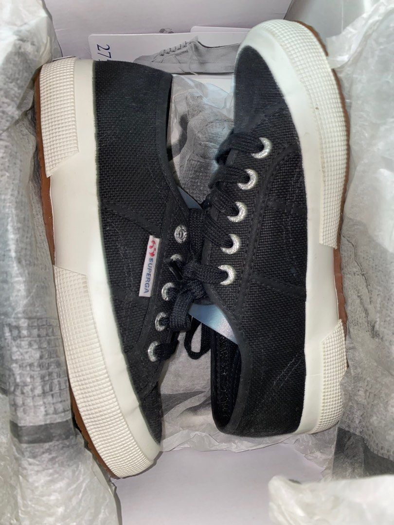 Superga up sales town center