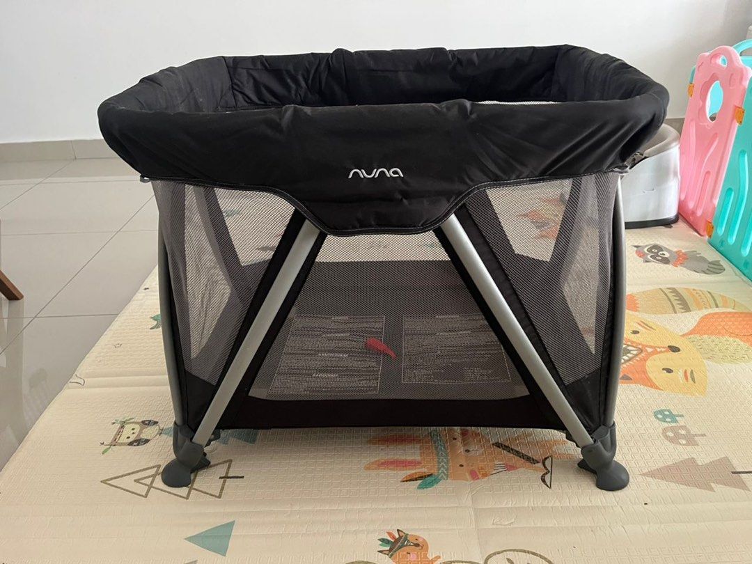 Nuna sena deals mini bassinet