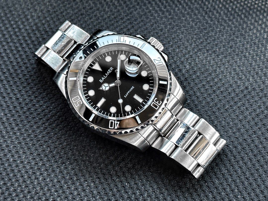 Quartz submariner sales