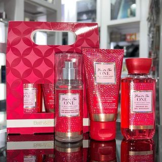 BATH AND BODY WORKS TRAVEL SIZE MIST, LOTION, SHOWER GEL