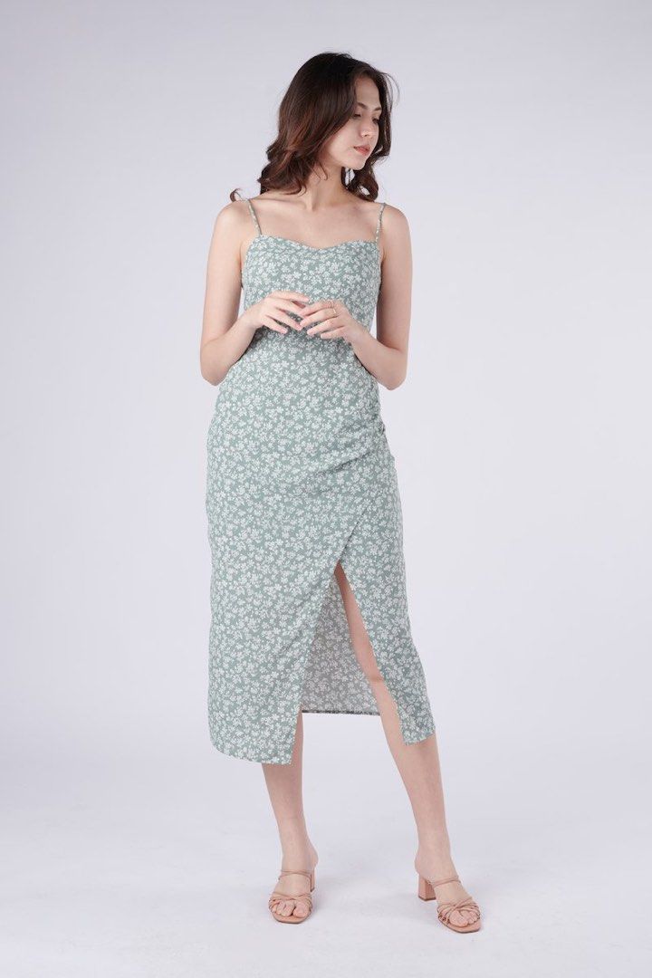 Reformation esme dress on sale