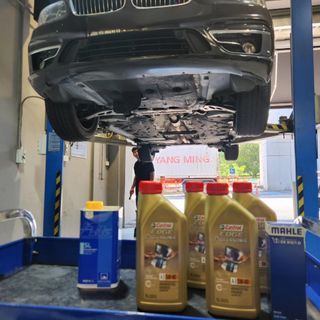 BMW F46 216D Servicing Using Castrol Edge Pro 5W40 Engine Oil, Oil Filter & ATE Brake Fluid Flushing