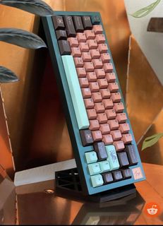 Brand new Iron165 R2 Teal mechanical keyboard w/ extras, copper weight and badge by Smith & Rune (OBO)64156439335811110