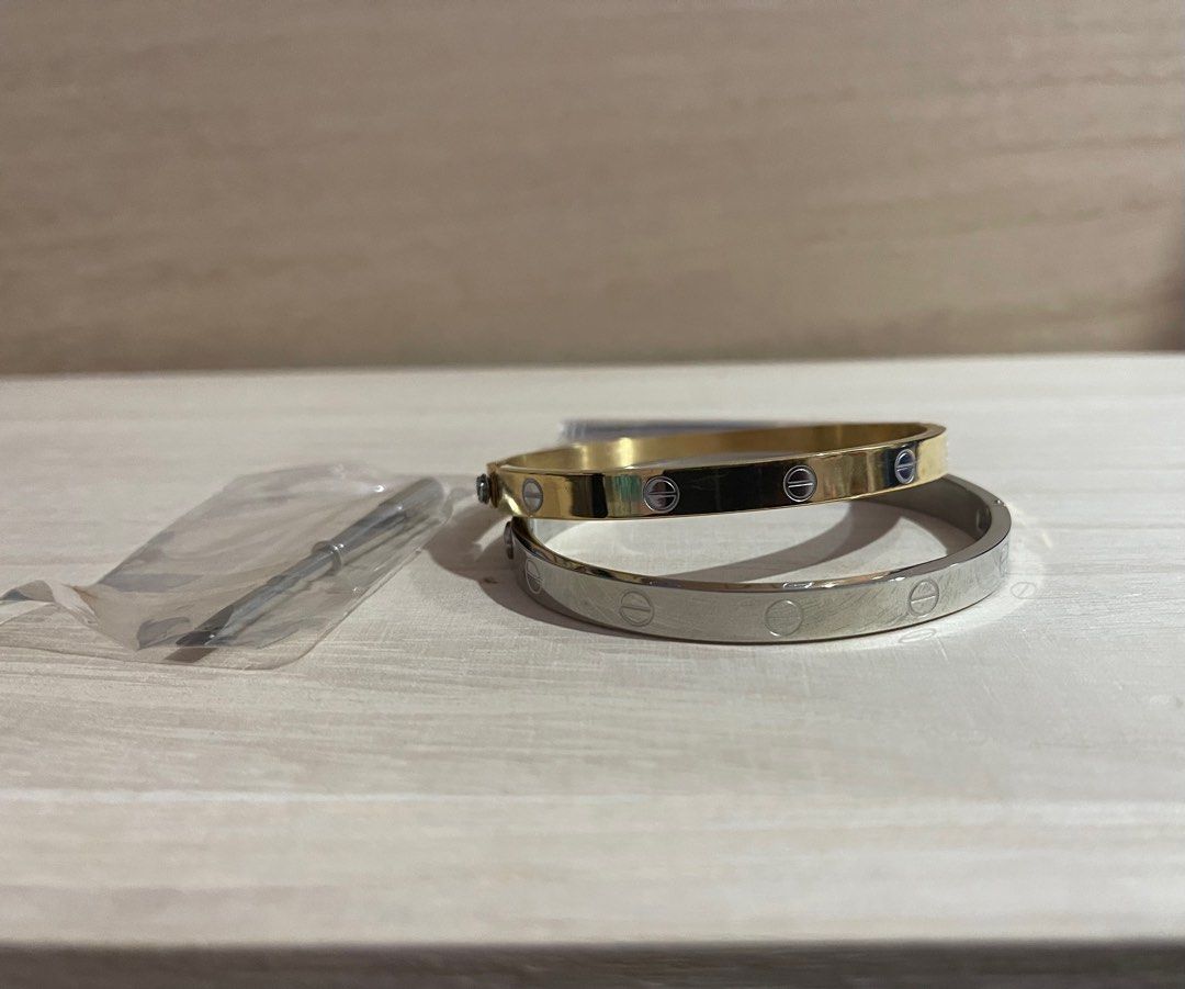 Cartier screw type on Carousell