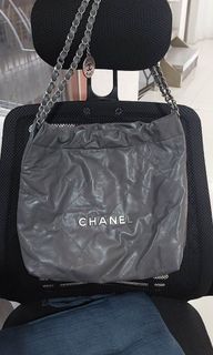 Chanel 22 Medium
