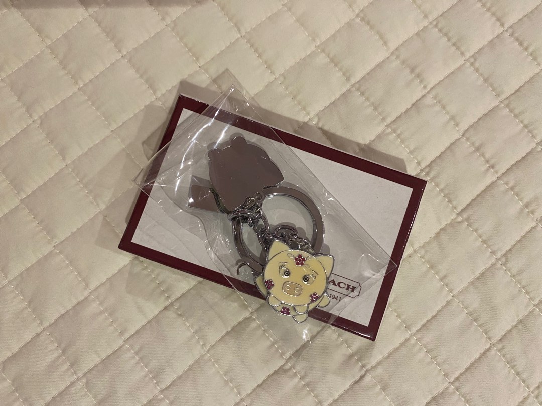 Coach pig keychain outlet