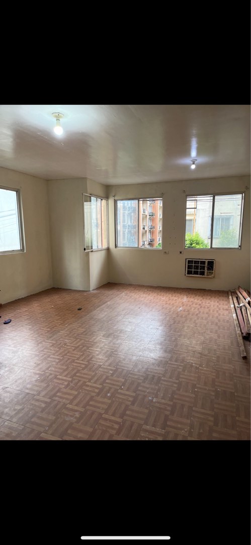 (Category: ) located in . Submitted by prettypetite01 (Listing ID 1234690362, Image 1). Description: .