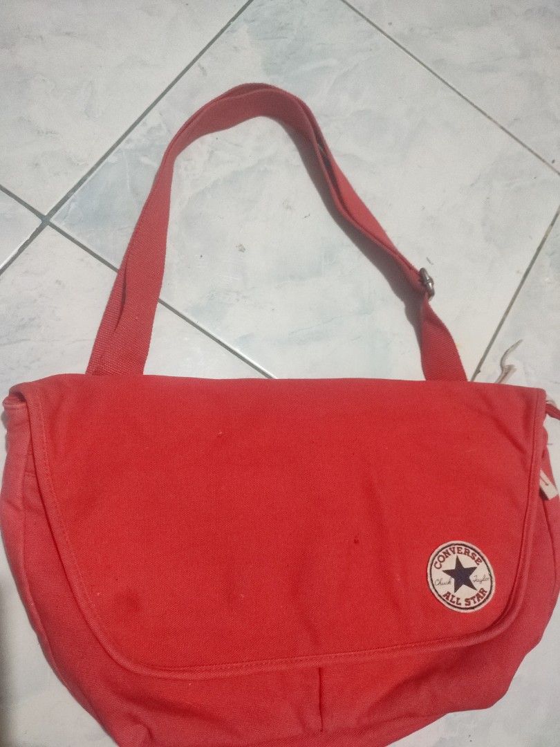 Converse Messenger Bag on Carousell