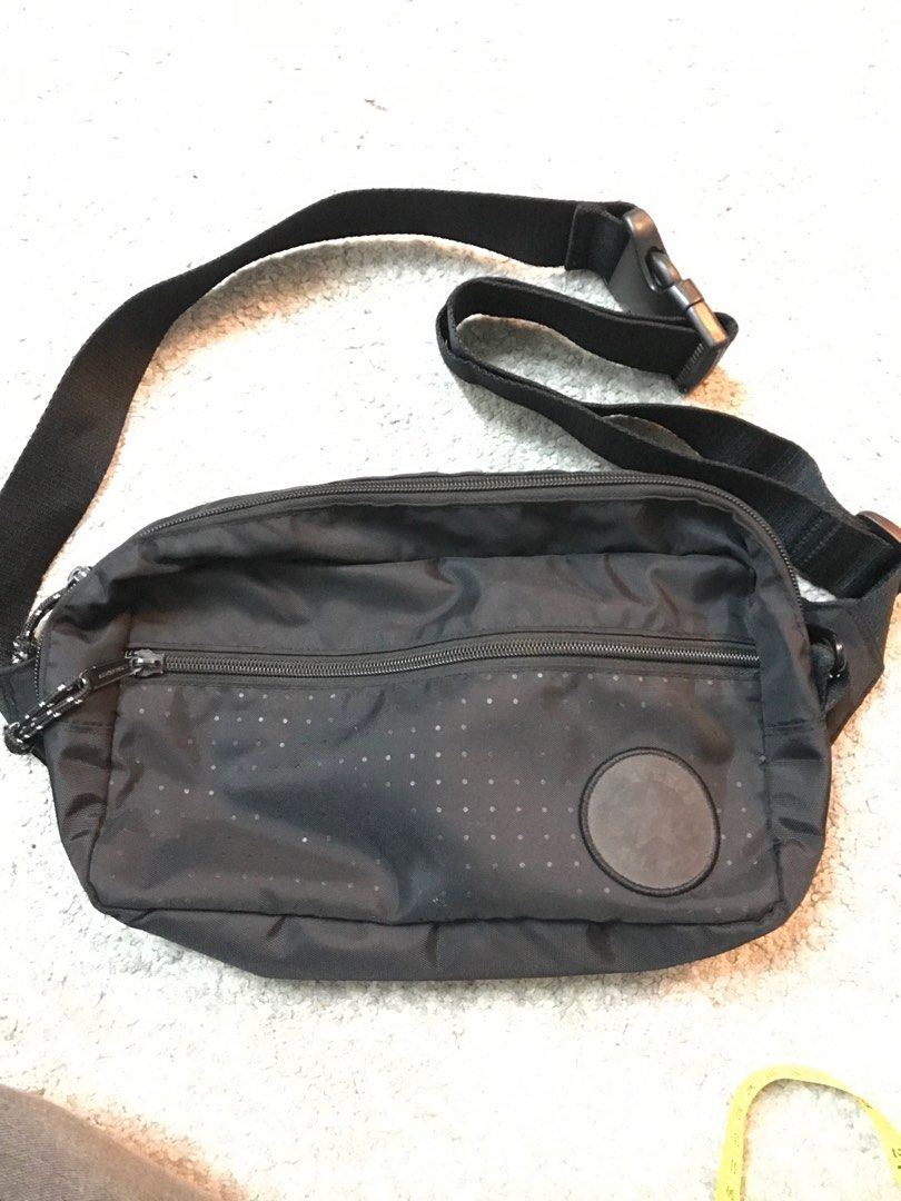 Converse waist bag, Men's Fashion, Bags, Belt bags, Clutches and