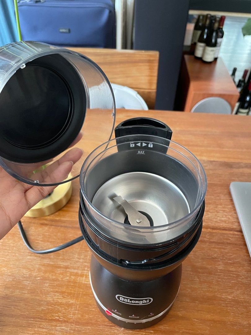 Delonghi KG49 Coffee Grinder, 家庭電器, 廚房電器, 咖啡機及咖啡壺 Carousell