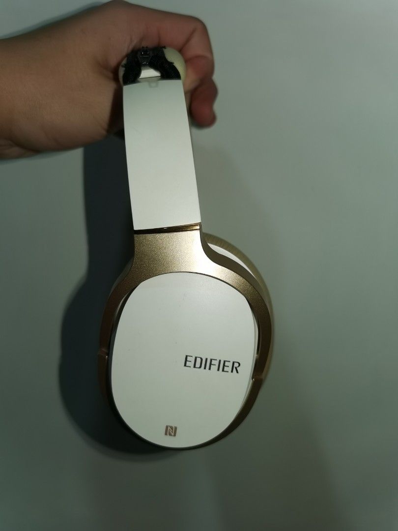 Edifier W830BT (with box & full set), Audio, Headphones & Headsets on