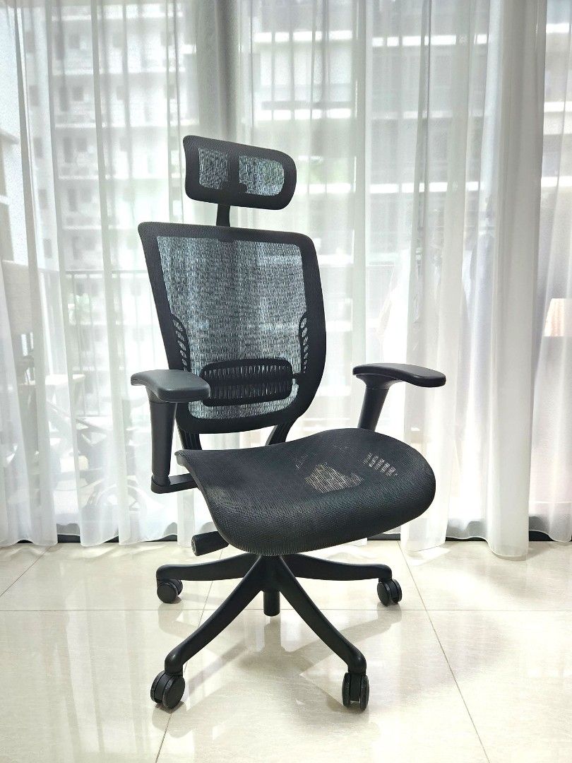 Ergonomic Chair, Furniture & Home Living, Furniture, Chairs on Carousell